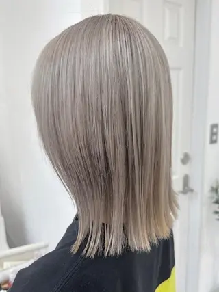 ミディアム Frames 那覇新都心のヘアスタイル