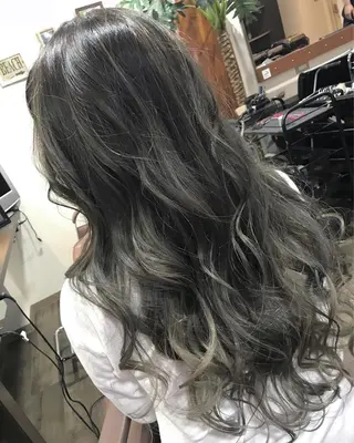 ロング カラー pep所属・pep natsumiのヘアスタイル