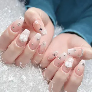ネイル Nail&eye Belire 新宿のネイルデザイン