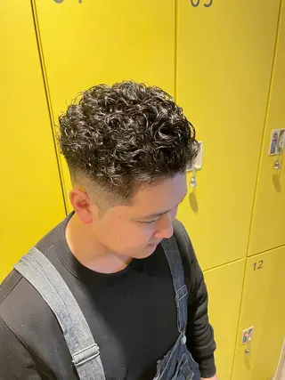 パーマ メンズ Le'a所属・渋谷/フェード/ 國分 翔のヘアスタイル