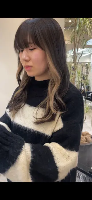 ロング カラー Belle 新宿店所属・momoka💛 ショートカットのヘアスタイル