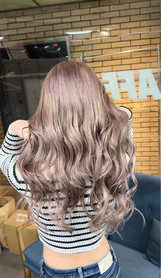 カラー LAFF Honokaのヘアスタイル