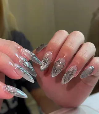 ネイル Lina nail所属・Lunaa 池袋のネイルデザイン