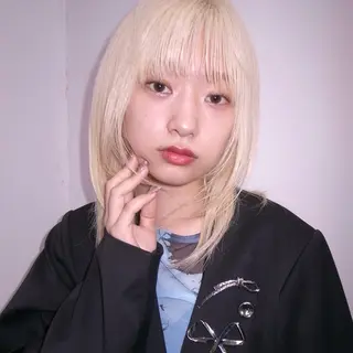 カラー ベージュ/透明感/ 桃子🎀のヘアスタイル