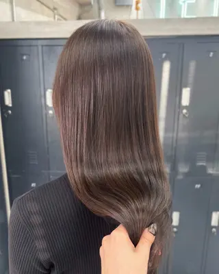 ロング カラー 村田 春歌のヘアスタイル