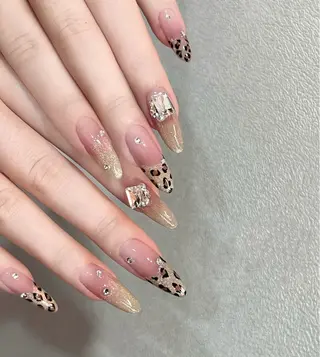 ネイル D-BEAUTY Nailsalonのネイルデザイン