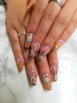 ネイル 河野ちえ (雑誌掲載サロン)のネイルデザイン