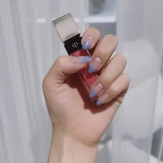 ネイル HENECY🍓 momokaのネイルデザイン