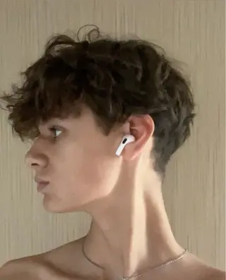 パーマ メンズ フェザーパーマ/ スペインカールのヘアスタイル