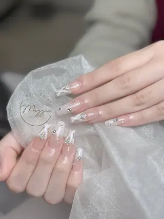 ネイル Maggie Nail🦩のネイルデザイン
