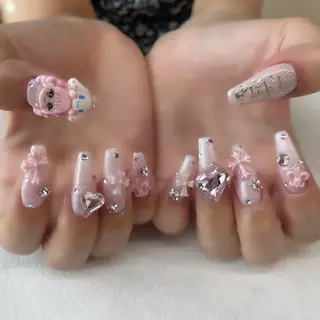 ネイル 💎🐰 saki. m 🐰💎のネイルデザイン