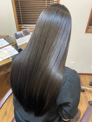 ロング 石毛 ひかるのヘアスタイル