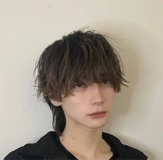 カラー ヘアアレンジ メンズ メンズウルフ🐺♡ ブリーチ♡ヘアメ🎀のヘアスタイル