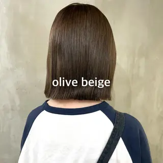 ミディアム 暖色カラー推し/ トヤエリコのヘアスタイル