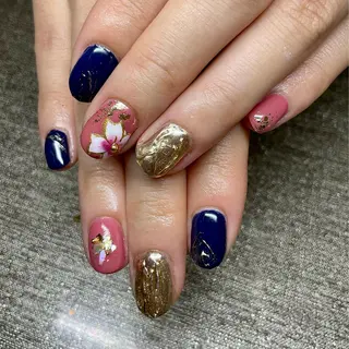 ネイル nail Eclat所属・志賀野 美喜のネイルデザイン