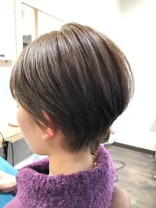 ショート カラー 浦山 和之のヘアスタイル