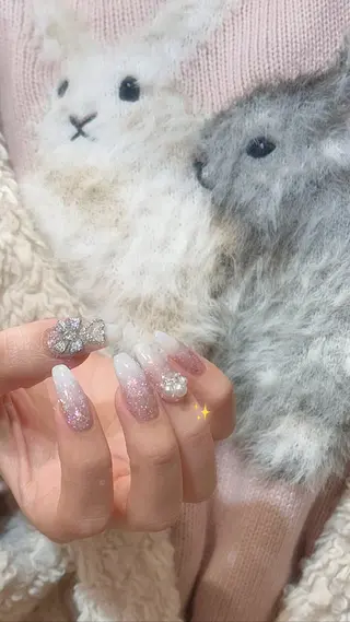 ネイル Kanon 🤍のネイルデザイン