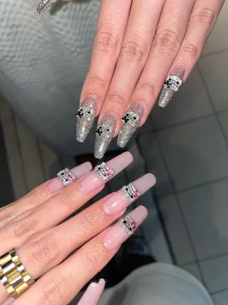 ネイル GO TODAY シェアサロン 渋谷Amiu店所属・渋谷ネイル🎀 y2k/海外ネイルのネイルデザイン