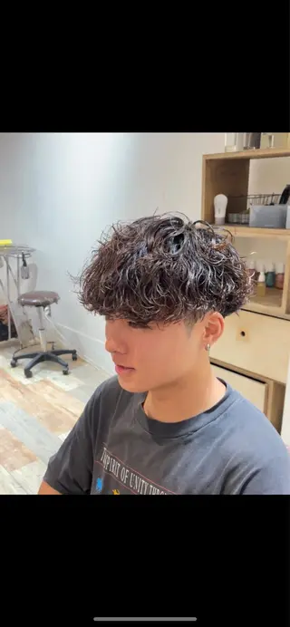 メンズ 波巻きスパイラル/ メンズパーマ/ゆうひのヘアスタイル