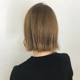 ミディアム カラー オリーブ/アッシュ やわらか透明感カラーのヘアスタイル