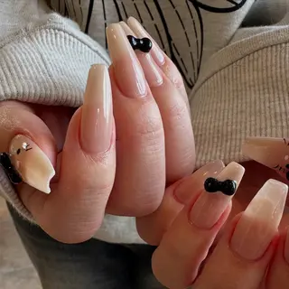 ネイル 佐藤 穂乃香のネイルデザイン