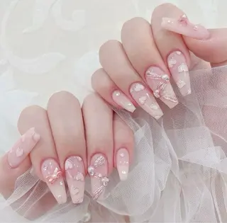 ネイル Lee Nailsのネイルデザイン