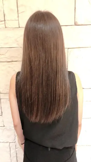 ロング vaselines hair and more所属・大久保 奈美のヘアスタイル