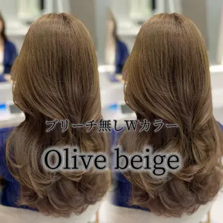 ロング GEM lit Renaのヘアスタイル