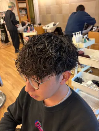 パーマ メンズ メンズ/パーマ/ 波巻き/サーフカールのヘアスタイル