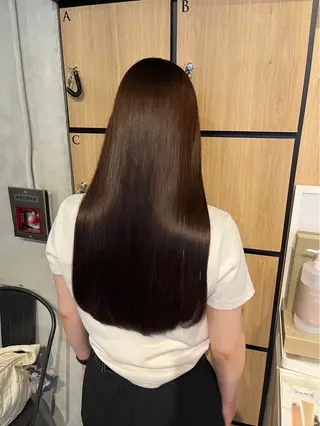 ロング 髪質改善jewelbox〜私のトリートメント〜東梅田店所属・美髪ストレート／ 髪質改善／梅田美容室のヘアスタイル