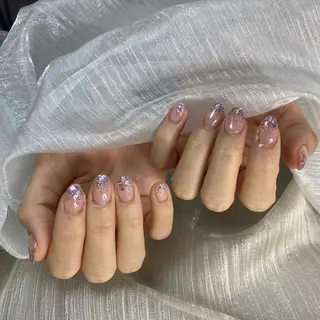 ミディアム 501_nail所属・Ta taのネイルデザイン
