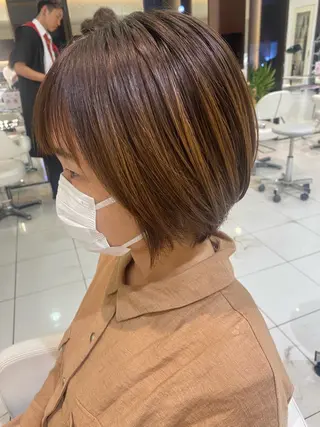 ショート 内山 歩美のヘアスタイル