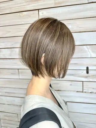 ショート カラー ✨大人美人ショート✨ 店長　藤井一輝のヘアスタイル