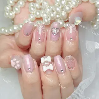 ネイル Kurieitibu 🍬Byu~tīのネイルデザイン