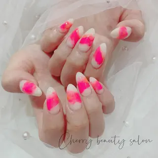 ネイル SAKURA 🍒のネイルデザイン