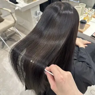 さくら🍒ツヤ髪 /似合わせカラーのヘアスタイル