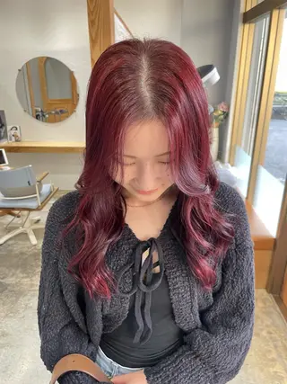 ロング miloc himekaのヘアスタイル