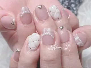 ネイル 芦辺 香奈のネイルデザイン
