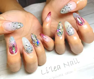ネイル Li'leaNail AINAのネイルデザイン