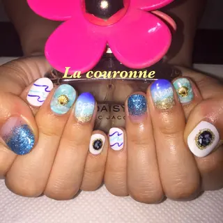 ネイル Lacouronne NATSUMIのネイルデザイン