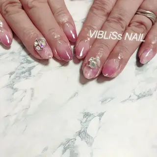ネイル VIBLīSs nailのネイルデザイン