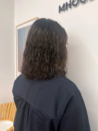 パーマ ✨ブリーチ/顔周り レイヤー¦YUKA✨のヘアスタイル