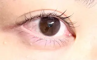 マツエク・マツパ ALIISLEI所属・きのした はるかのネイルデザイン