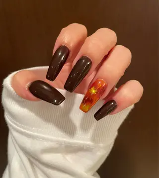 ネイル VIERU 🌈🎀💖のネイルデザイン