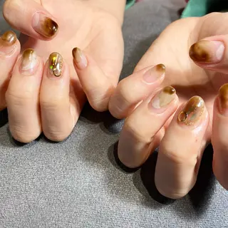 ネイル Flore (フロール)の眉毛・アイブロウイメージ