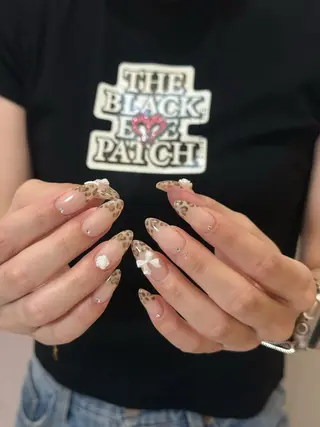 ネイル Ami 🦥のネイルデザイン