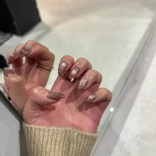 ネイル ATELIERHARLOW所属・nailist MOEのネイルデザイン