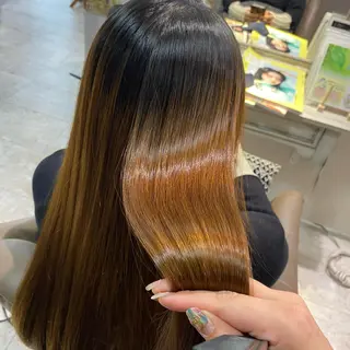 ロング colore所属・デザインカラー/ ジュンナのヘアスタイル