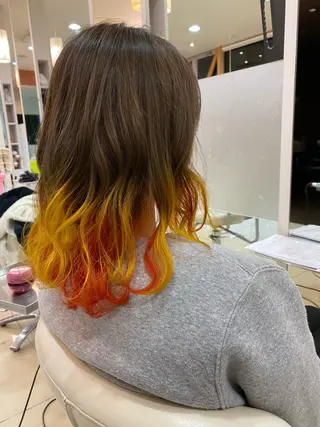 カラー 牧野 佳樹のヘアスタイル