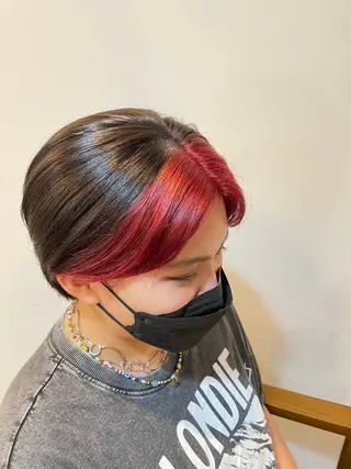 カラー 手塚 由佳のヘアスタイル